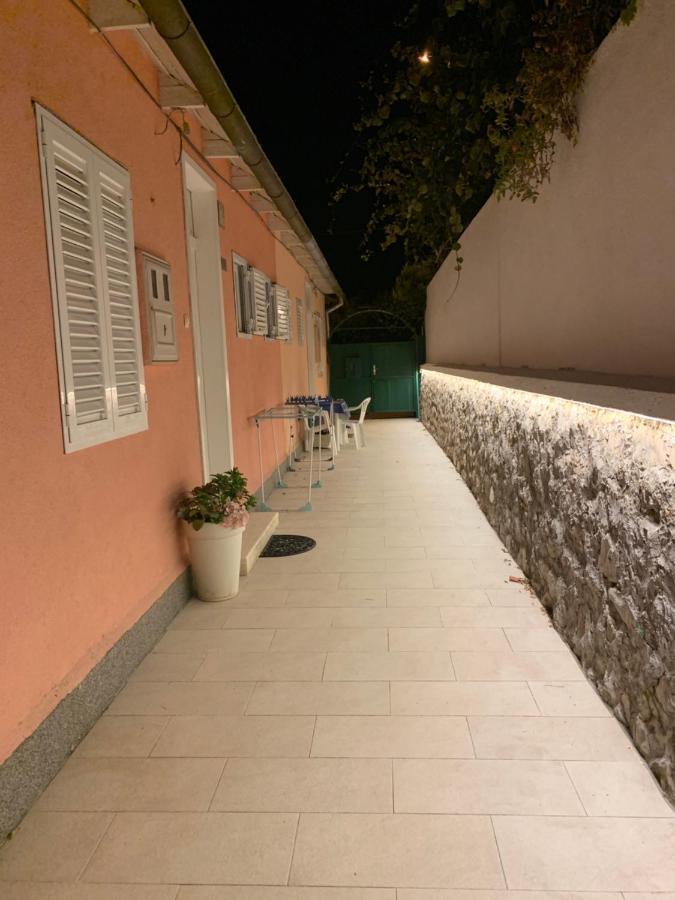 Apartment Silvana Σίμπενικ Εξωτερικό φωτογραφία